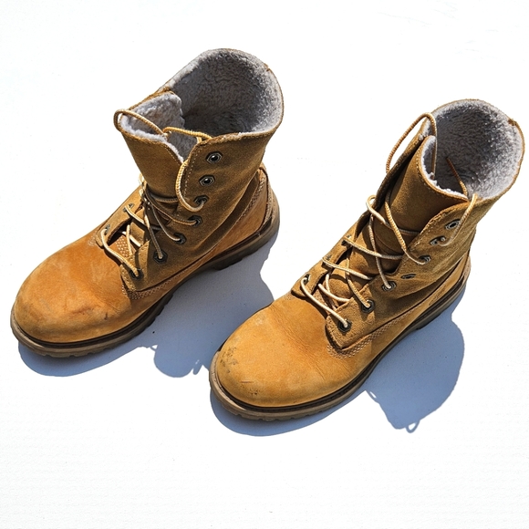 Timberland Fleece Lining Ankle Boots - Picture 7 of 8